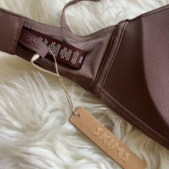 SKIMS Chocolate Brown Tshirt Bra 32DD - Picture 4 of 7